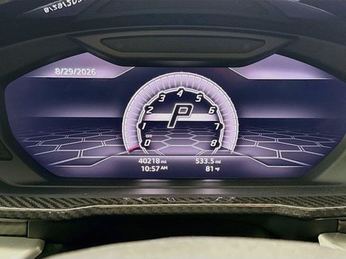 Used 2020 Lamborghini Urus AWD/4WD image 11