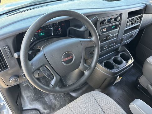 New 2025 GMC Savana 2500 Extended w/ Driver Convenience Package RWD image 10