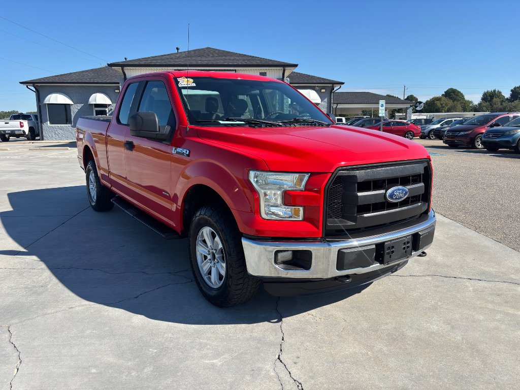Used 2015 Ford F150 XL w/ Equipment Group 101A Mid AWD/4WD image 2
