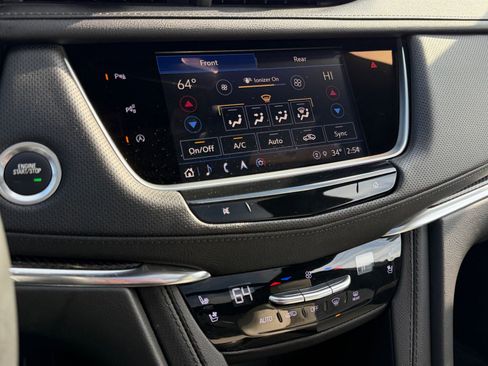 Used 2024 Cadillac XT5 Sportv image 23