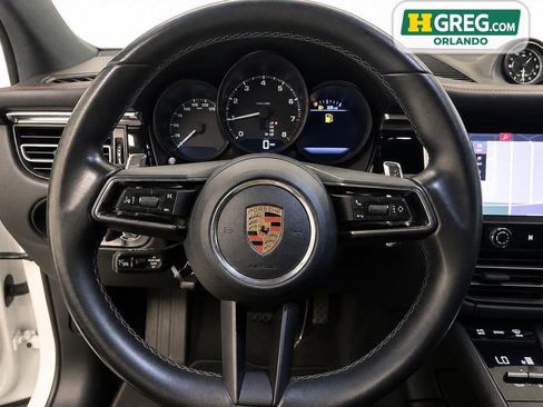 Used 2024 Porsche Macan AWD/4WD image 11