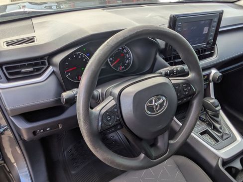 Used 2021 Toyota RAV4 XLE image 12