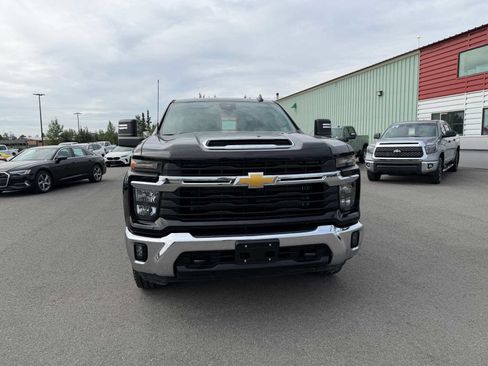 Certified 2026 Chevrolet Silverado 2500 LT w/ Convenience Package AWD/4WD image 10