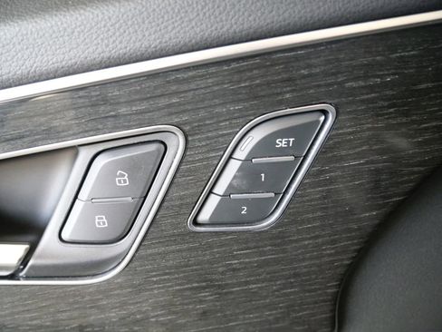 Used 2022 Audi Q7 3.0T Premium Plus w/ Premium Plus Package image 35