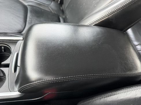 Used 2015 Chrysler 300 Limited image 51