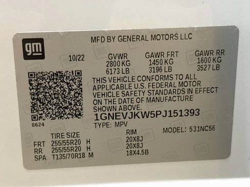 Used 2023 Chevrolet Traverse RS w/ LPO, Floor Liner Package AWD/4WD image 35