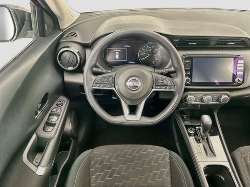 Used 2023 Nissan Kicks SV FWD image 10