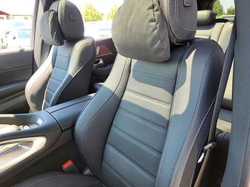 New 2025 Mercedes-Benz GLS 580 4MATIC image 14