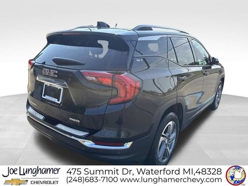 Used 2018 GMC Terrain SLT w/ Preferred Package AWD/4WD image 3