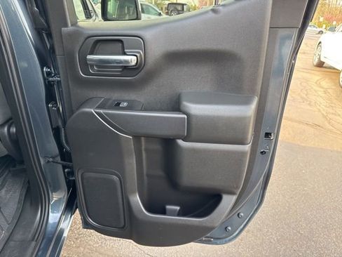 Used 2019 Chevrolet Silverado 1500 LT w/ All-Star Edition image 21