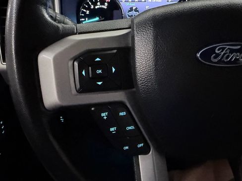 Used 2022 Ford F350 Lariat w/ Lariat Ultimate Package AWD/4WD image 31