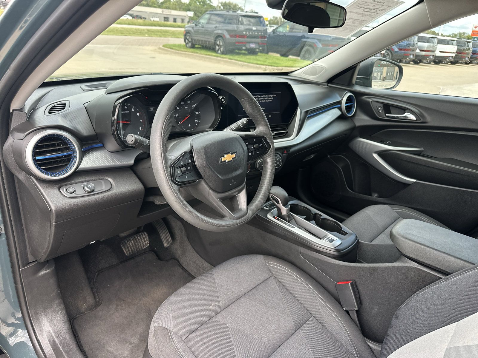 Used 2026 Chevrolet Trax LS FWD image 2