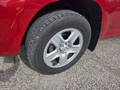 Used 2011 Toyota RAV4 4WD w/ Base L4 Extra Value Pkg image 8