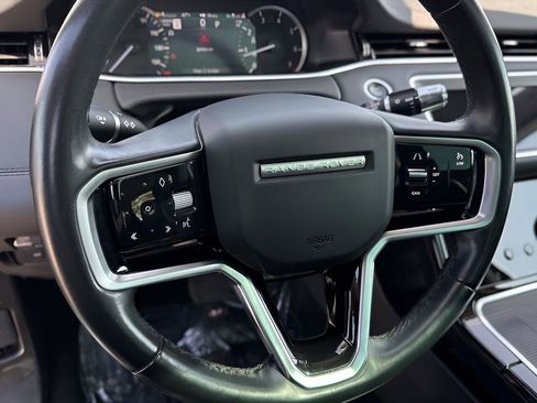 Used 2021 Land Rover Range Rover Evoque S image 18