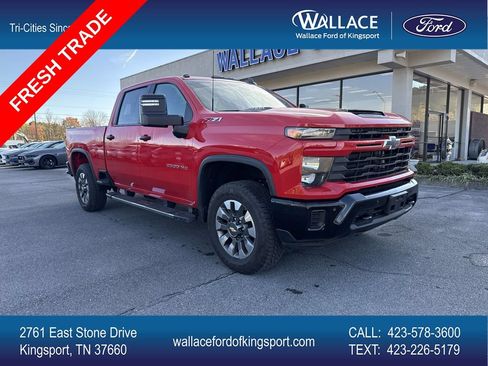 Used 2025 Chevrolet Silverado 2500 Custom w/ Custom Value Package AWD/4WD image 1