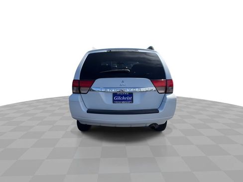 Used 2011 Mitsubishi Endeavor LS AWD/4WD image 7