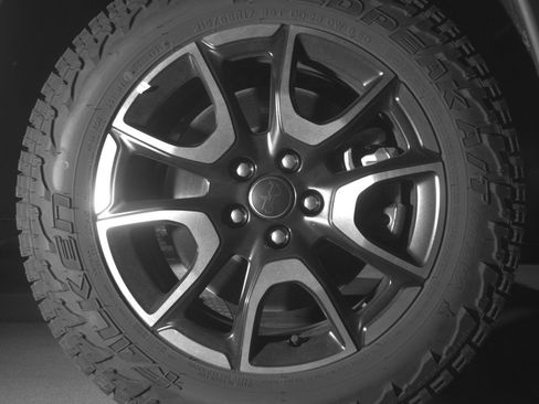 Used 2025 Jeep Compass Trailhawk AWD/4WD image 13