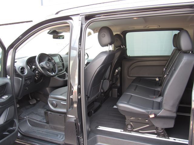 Used 2023 Mercedes-Benz Metris Passenger image 11