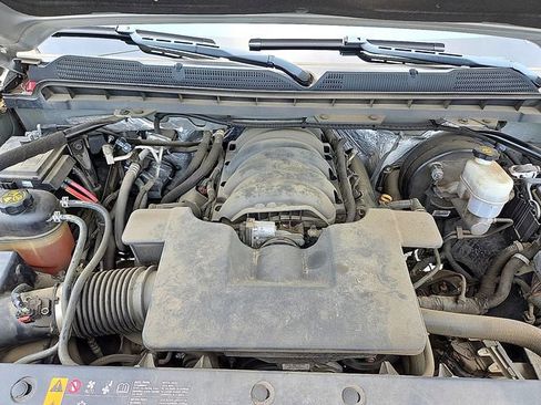 Used 2018 Chevrolet Silverado 1500 LT w/ All Star Edition AWD/4WD image 12