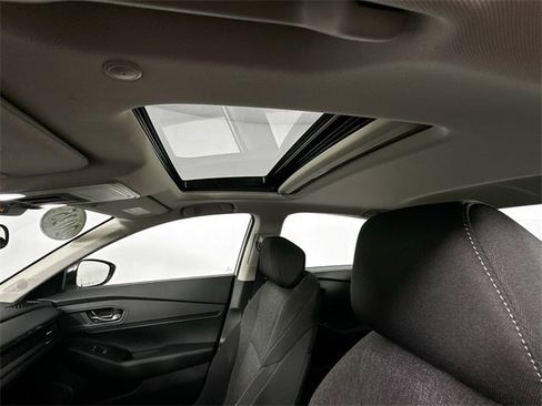 Used 2025 Honda Accord SE image 19