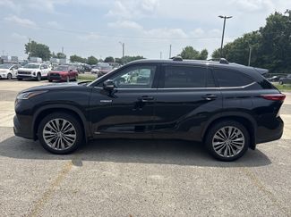 Used 2021 Toyota Highlander Platinum AWD/4WD video 1