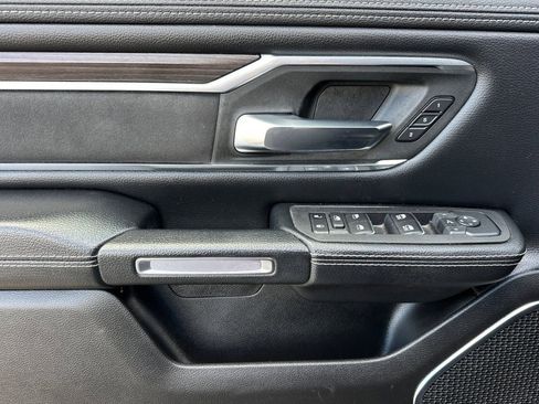 Used 2025 RAM 1500 Laramie image 11