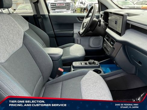 Used 2025 Ford Maverick XLT w/ Equipment Group 302A AWD/4WD image 16