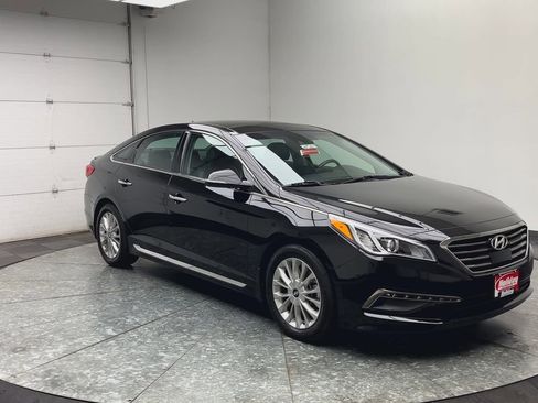 Used 2015 Hyundai Sonata Limited w/ Option Group 06 FWD image 31