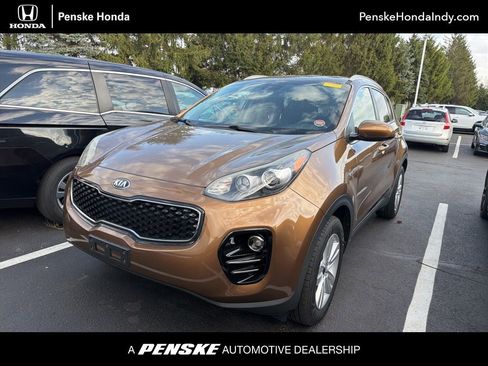 Used 2017 Kia Sportage LX w/ LX Popular Package image 1