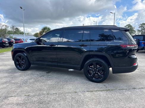 Certified 2023 Jeep Grand Cherokee L Laredo RWD image 5