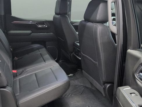 Used 2024 Chevrolet Silverado 1500 LTZ AWD/4WD image 22