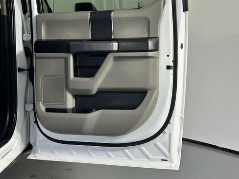 Used 2021 Ford F250 XLT w/ FX4 Off-Road Package AWD/4WD image 12