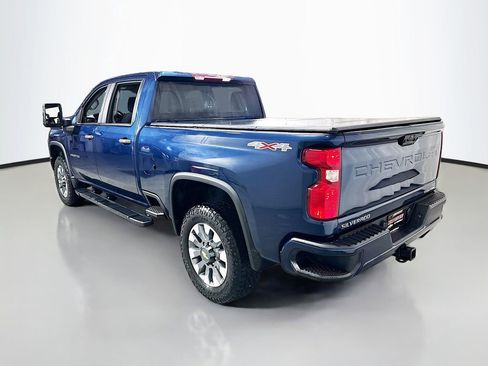 Used 2022 Chevrolet Silverado 2500 Custom w/ Custom Value Package AWD/4WD image 6