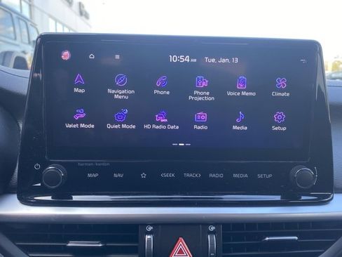 Used 2023 Kia Forte GT-Line w/ GT-Line Premium Package image 19