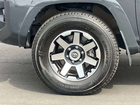 Used 2024 Toyota 4Runner TRD Off-Road Premium image 26