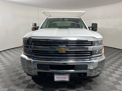 Used 2018 Chevrolet Silverado 2500 W/T w/ WT Convenience Package AWD/4WD image 6