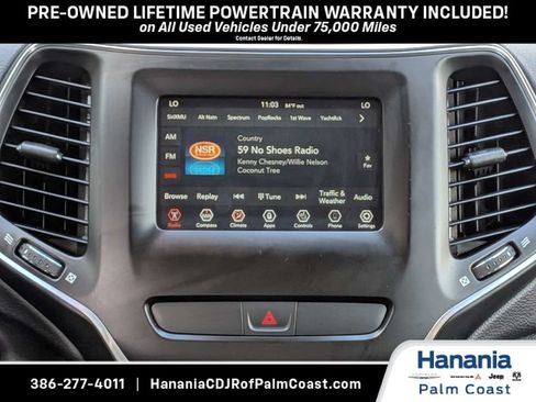 Used 2019 Jeep Cherokee Latitude Plus w/ Comfort/Convenience Group AWD/4WD image 20