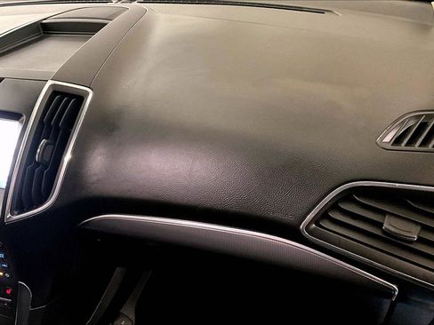 Used 2020 Ford Edge Titanium w/ Equipment Group 301A image 16