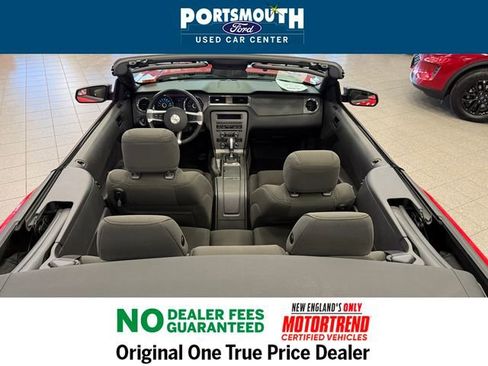 Used 2014 Ford Mustang Convertible image 7