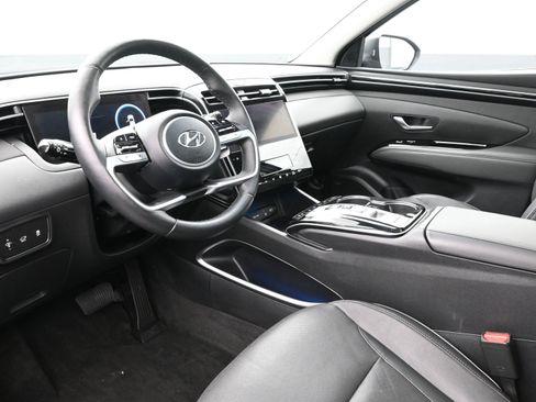 Certified 2022 Hyundai Tucson Limited image 10