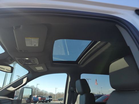 New 2026 GMC Sierra 2500 SLT w/ SLT Premium Package image 29