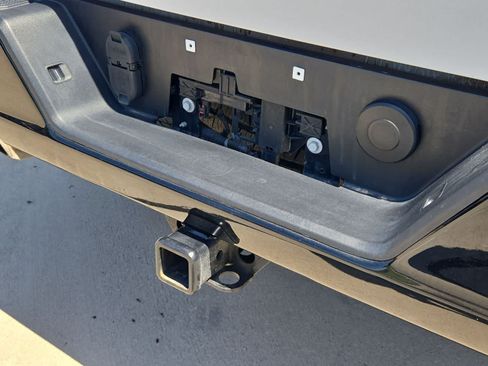 Used 2024 Chevrolet Silverado 1500 LT Trail Boss w/ Convenience Package II AWD/4WD image 32