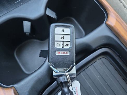 Used 2021 Honda CR-V Touring image 34