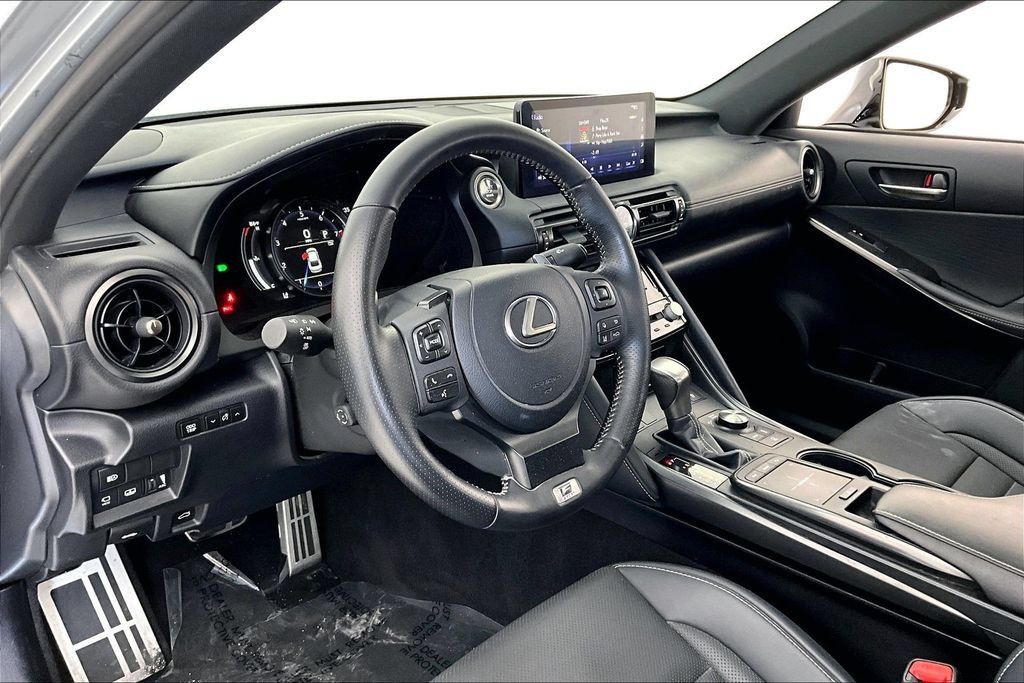 Used 2025 Lexus IS 500 w/ Accessory Package 2 RWD image 16