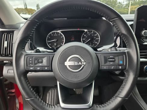Used 2024 Nissan Pathfinder SV FWD image 22