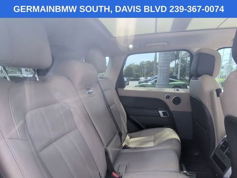 Used 2020 Land Rover Range Rover Sport HSE AWD/4WD image 31
