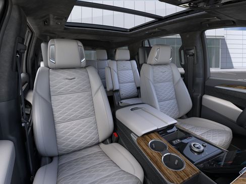 New 2026 Cadillac Escalade Platinum Sport w/ LPO, ONYX Package AWD/4WD image 16