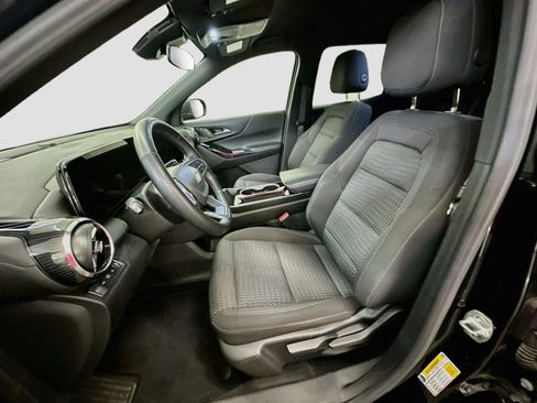 Used 2025 Chevrolet Equinox LT AWD/4WD image 13