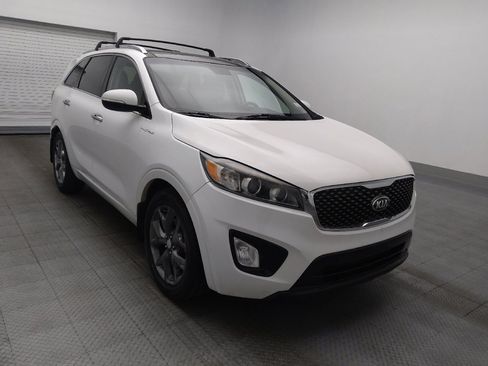 Used 2016 Kia Sorento SX image 13