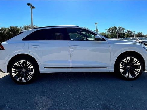 Certified 2025 Audi Q8 Prestige w/ Prestige Package image 4